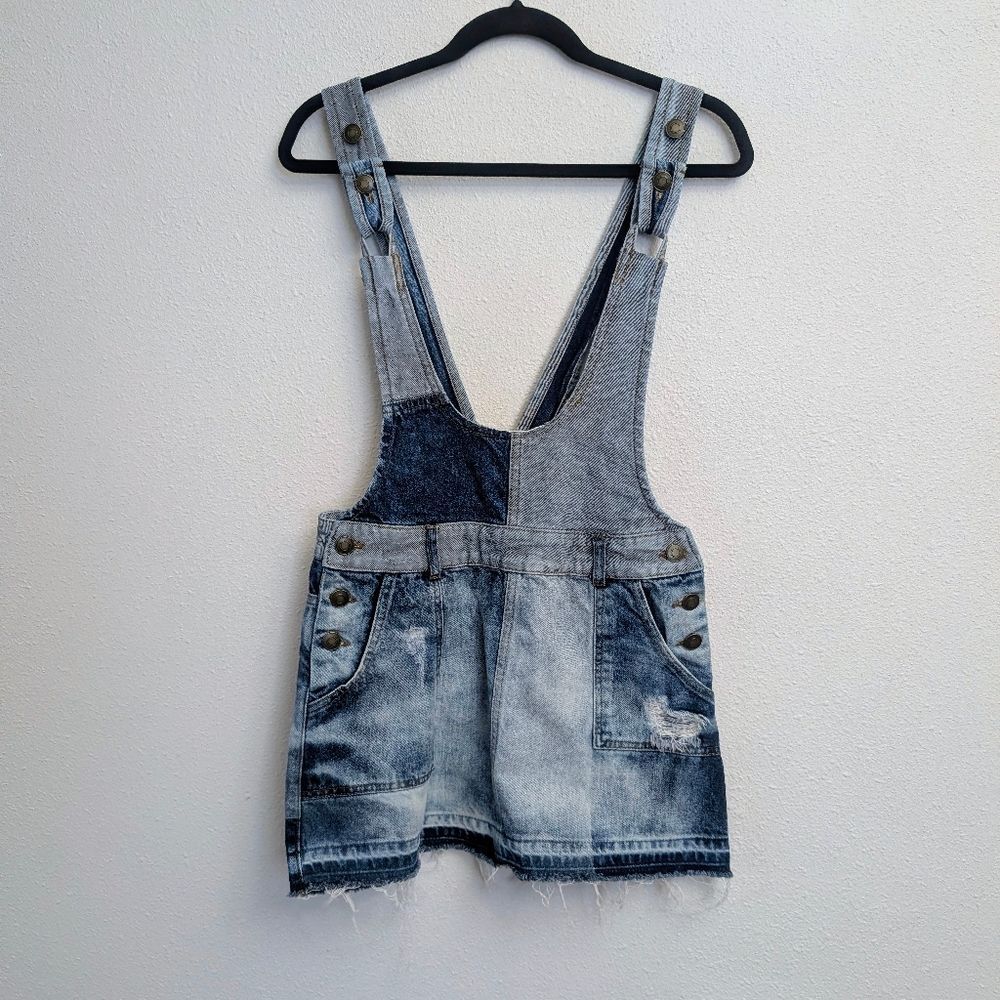 Free People Patchwork Blues Blue Denim Pinafore Dress Size 2 - Picture 4 of 7